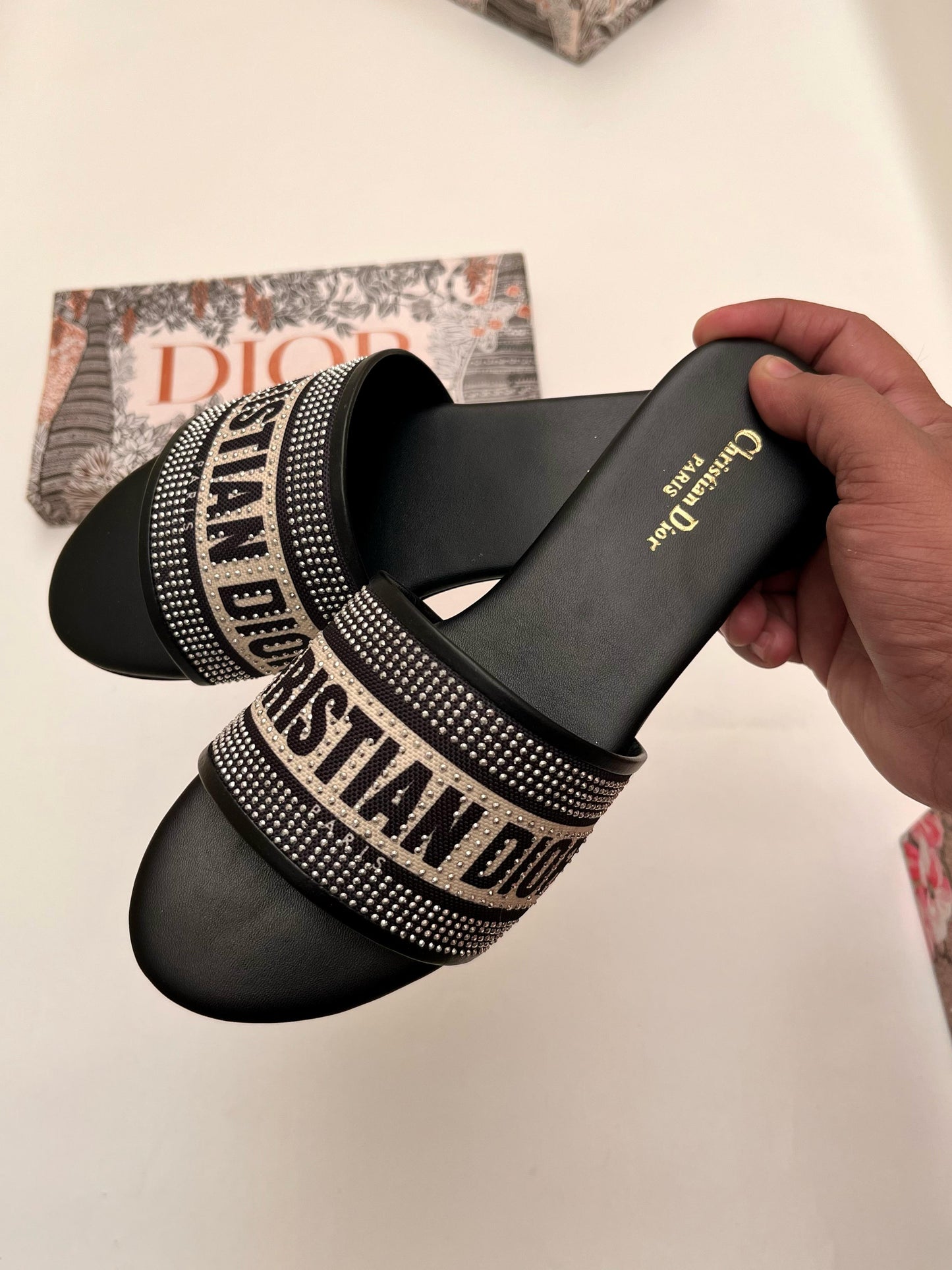 DCLUBB SLIDES