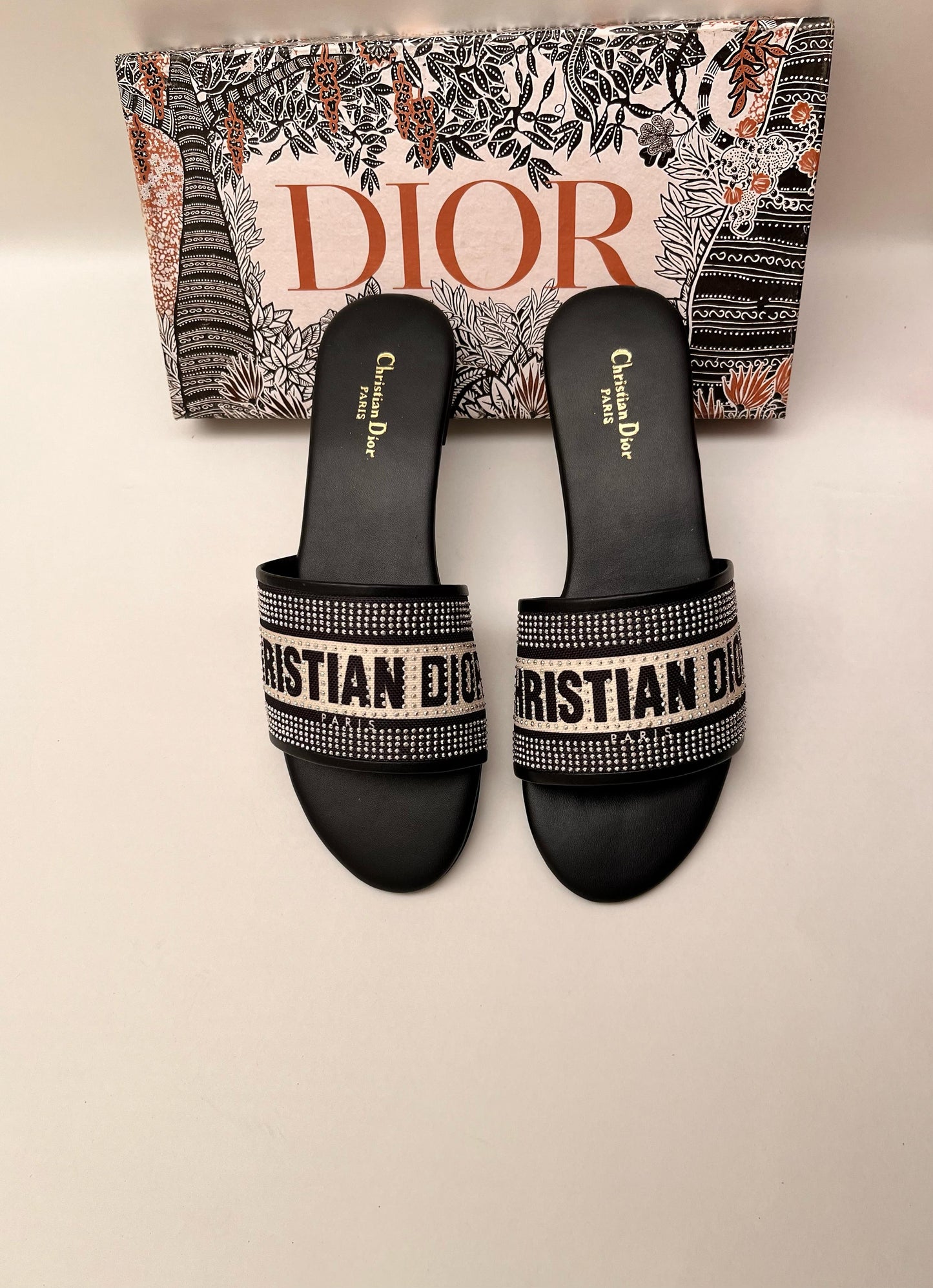 DCLUBB SLIDES